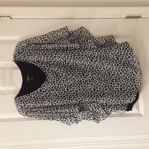 Leopard print top